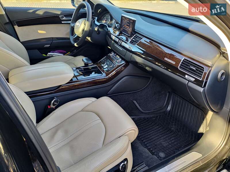 Седан Audi A8 2012 в Львове фото 25 Седан Audi A8 2012 в Львове