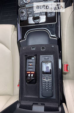 Седан Audi A8 2015 в 