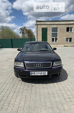 Седан Audi A8 2001 в Іллінцях