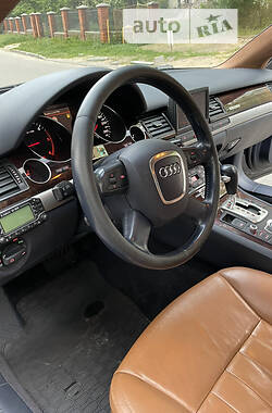 Седан Audi A8 2007 в Львові