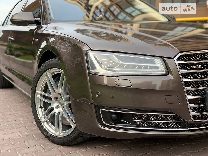 Седан Audi A8 2014 в Києві