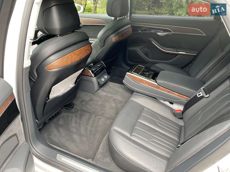 Седан Audi A8 2018 в Киеве фото 11 Седан Audi A8 2018 в Киеве