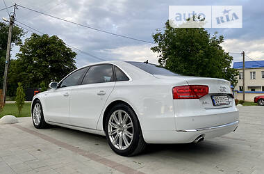 Седан Audi A8 2013 в Тернополі