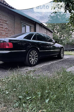 Седан Audi A8 1999 в Полтаві