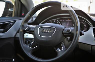 Седан Audi A8 2013 в Харькове