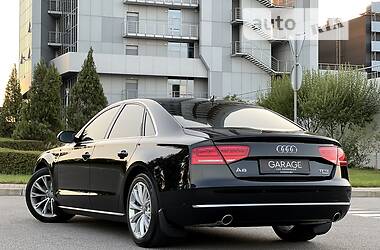 Седан Audi A8 2012 в 