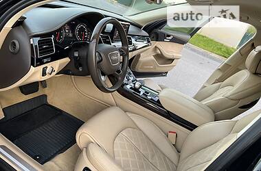 Седан Audi A8 2012 в 