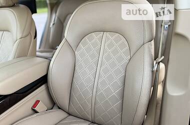 Седан Audi A8 2012 в 