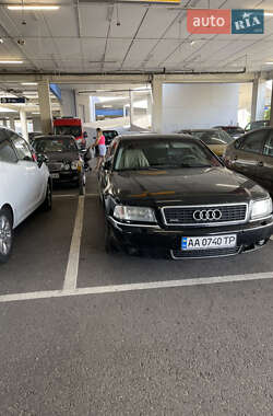 Седан Audi A8 2001 в Киеве