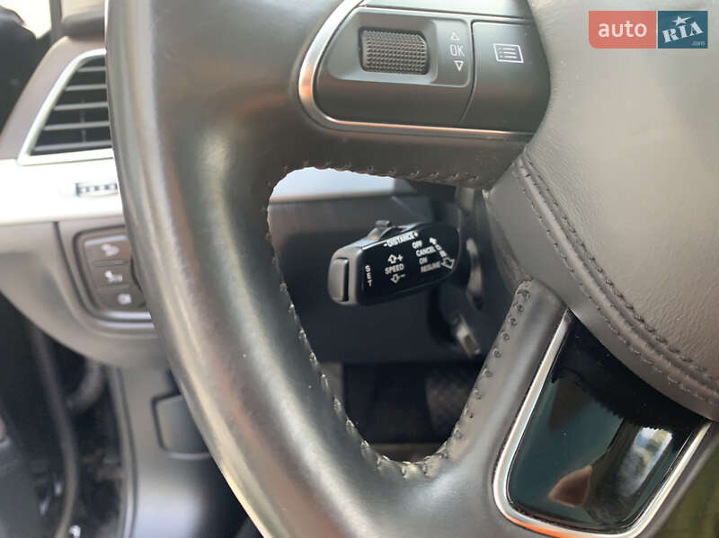 Седан Audi A8 2015 в Ужгороде