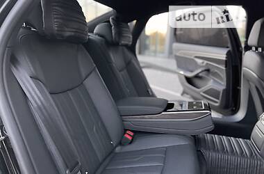 Седан Audi A8 2021 в 