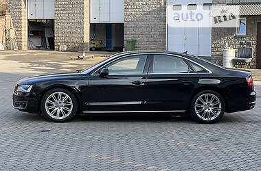 Седан Audi A8 2011 в 