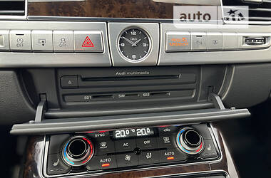 Седан Audi A8 2011 в 