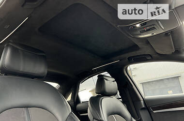 Седан Audi A8 2011 в 