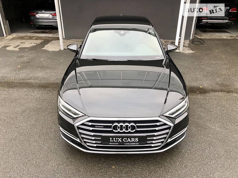 Седан Audi A8 2018 в Києві