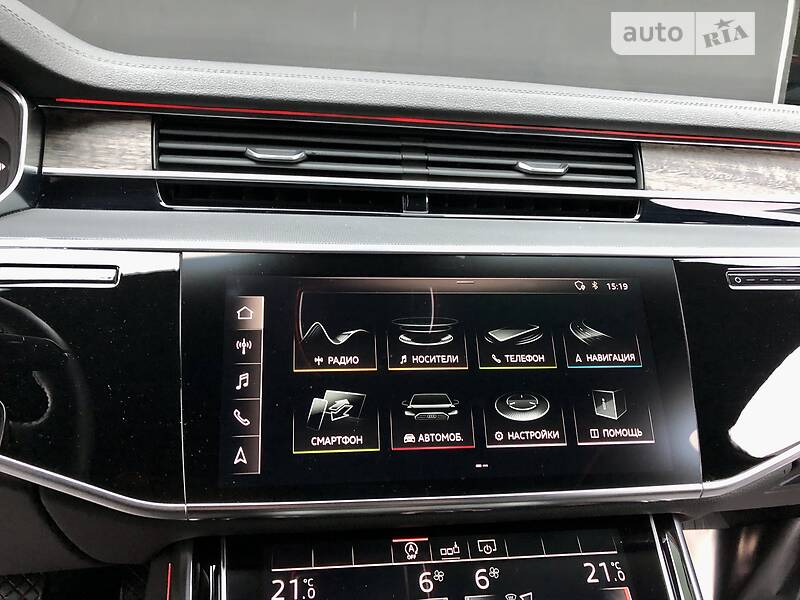 Седан Audi A8 2018 в Києві