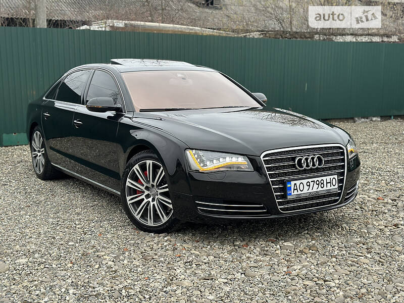 Седан Audi A8 2010 в 