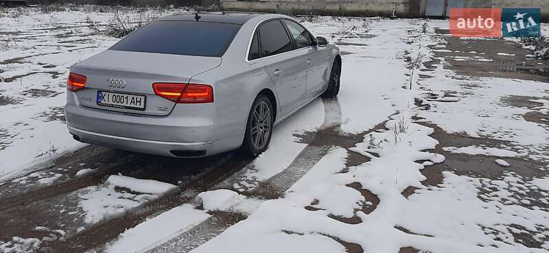 Седан Audi A8 2011 в Киеве