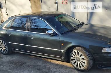 Седан Audi A8 1995 в Одессе