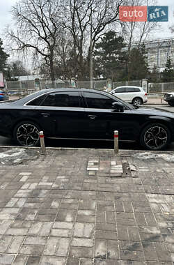 Седан Audi A8 2012 в Киеве