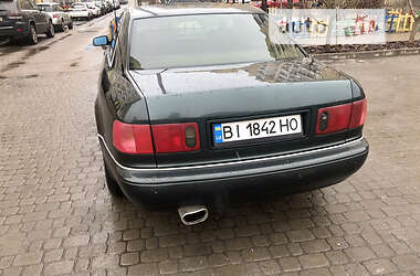 Седан Audi A8 1995 в Полтаве