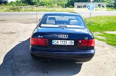 Седан Audi A8 1998 в Смеле