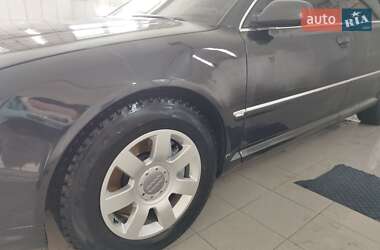 Седан Audi A8 2002 в 