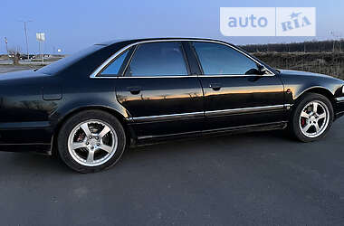 Седан Audi A8 1996 в 