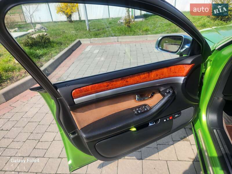 Седан Audi A8 2005 в Ивано-Франковске