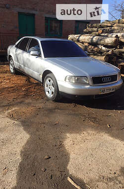 Седан Audi A8 2001 в Виннице