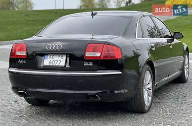 Седан Audi A8 2005 в 