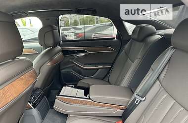 Седан Audi A8 2023 в Киеве