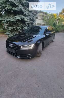 Седан Audi A8 2016 в 