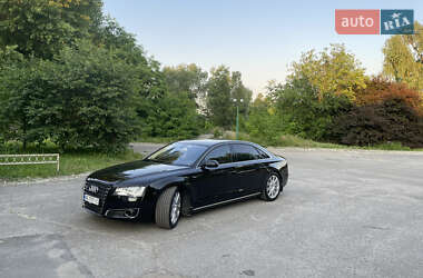 Седан Audi A8 2012 в Днепре