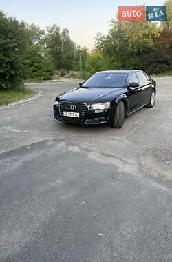 Седан Audi A8 2012 в Днепре