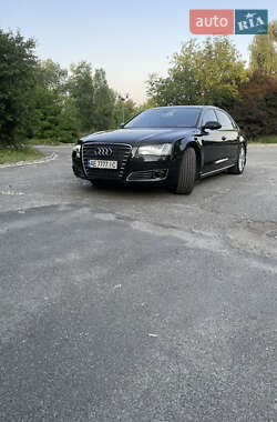 Седан Audi A8 2012 в Днепре