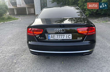 Седан Audi A8 2012 в Днепре