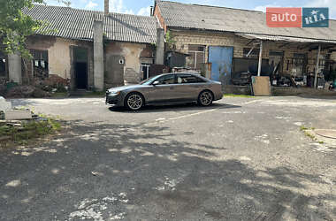 Седан Audi A8 2016 в Коломые