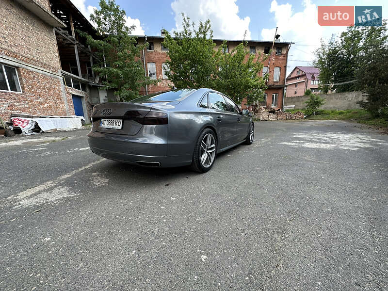 Седан Audi A8 2016 в Коломиї