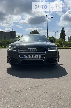 Audi A8 2016