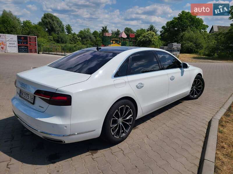 Audi A8 2015