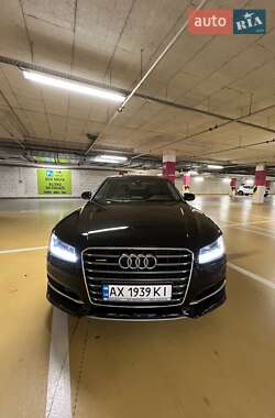 Седан Audi A8 2017 в Харкові