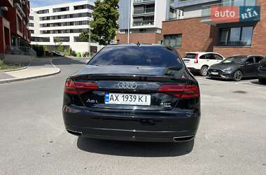 Седан Audi A8 2017 в Харкові