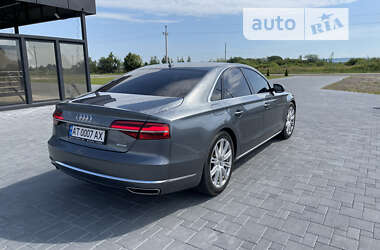 Седан Audi A8 2016 в Коростені