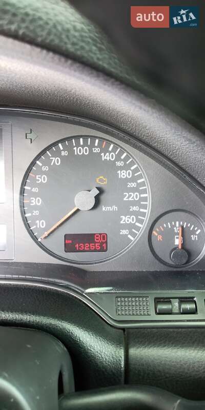 Седан Audi A8 2001 в Киеве