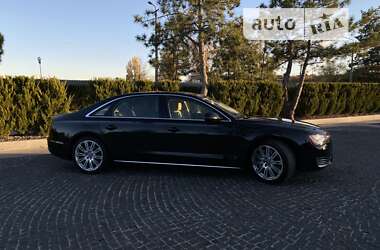 Седан Audi A8 2014 в 