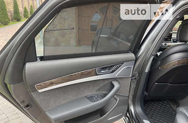 Седан Audi A8 2015 в Тернополі