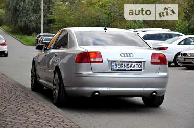 Седан Audi A8 2005 в 