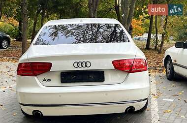 Седан Audi A8 2012 в Одессе