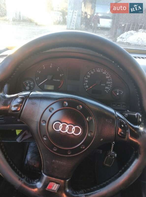 Седан Audi A8 1999 в Тернополі